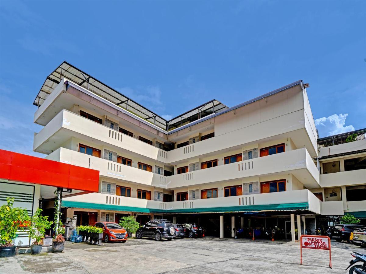 Oyo 1699 Verona Residence Bandung Exteriör bild