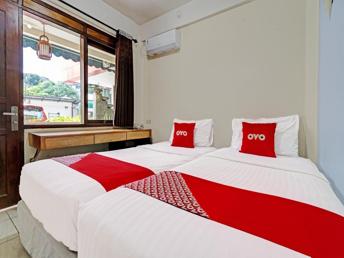 Oyo 1699 Verona Residence Bandung Exteriör bild