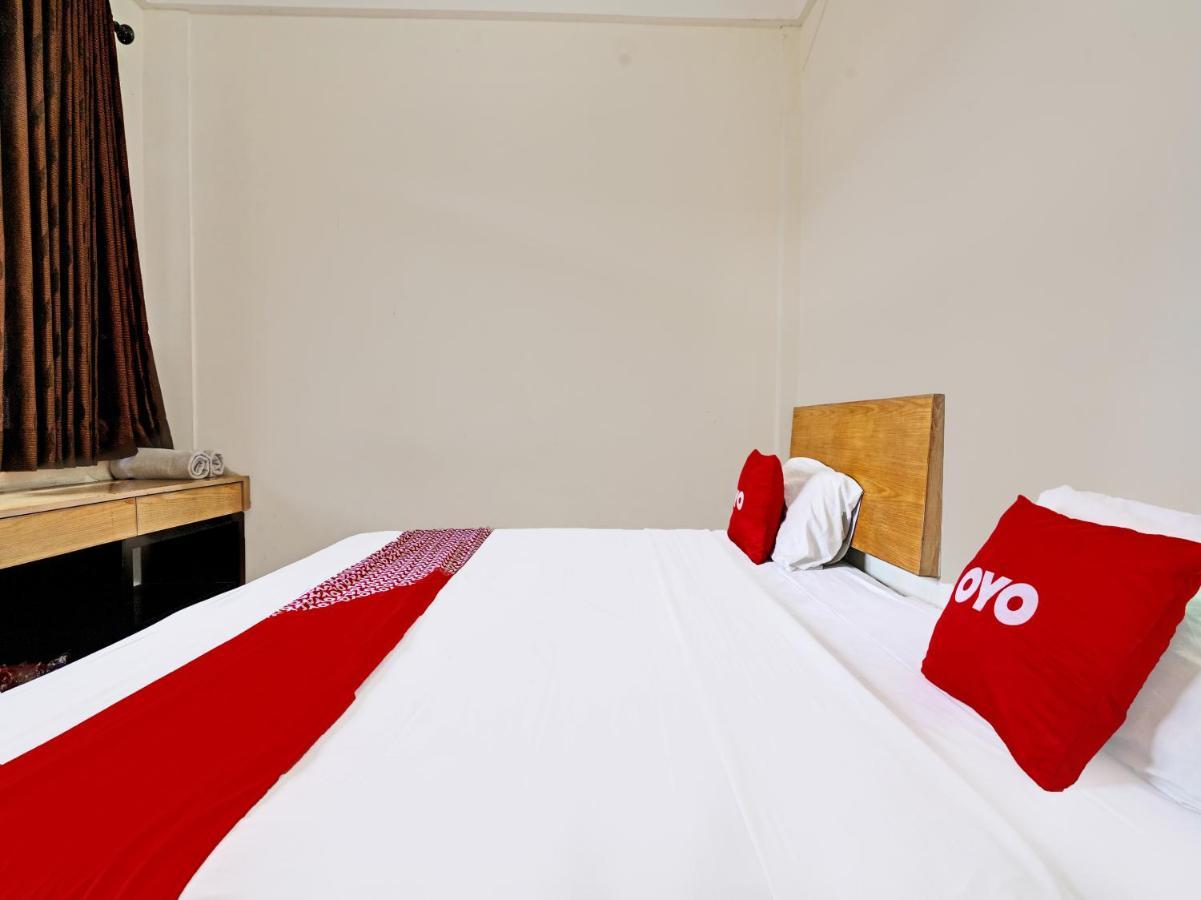 Oyo 1699 Verona Residence Bandung Exteriör bild