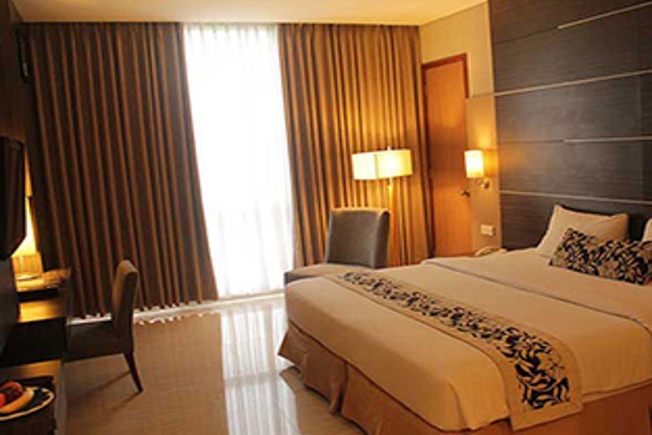 Oyo 1699 Verona Residence Bandung Exteriör bild